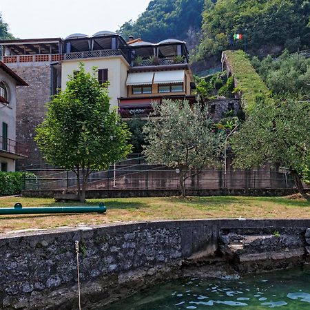 Studio Zu - Lakeside Apartment Riva di Solto Extérieur photo