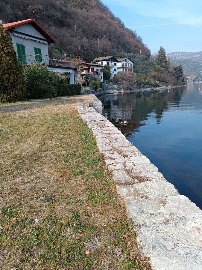 Studio Zu - Lakeside Apartment Riva di Solto Extérieur photo