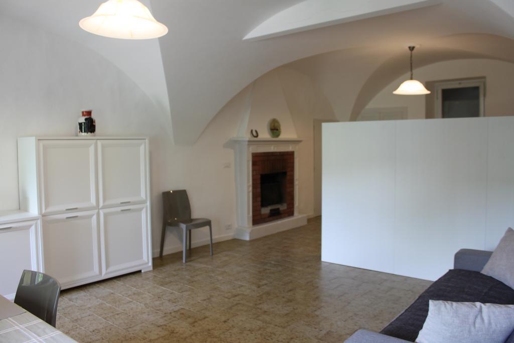 Studio Zu - Lakeside Apartment Riva di Solto Extérieur photo