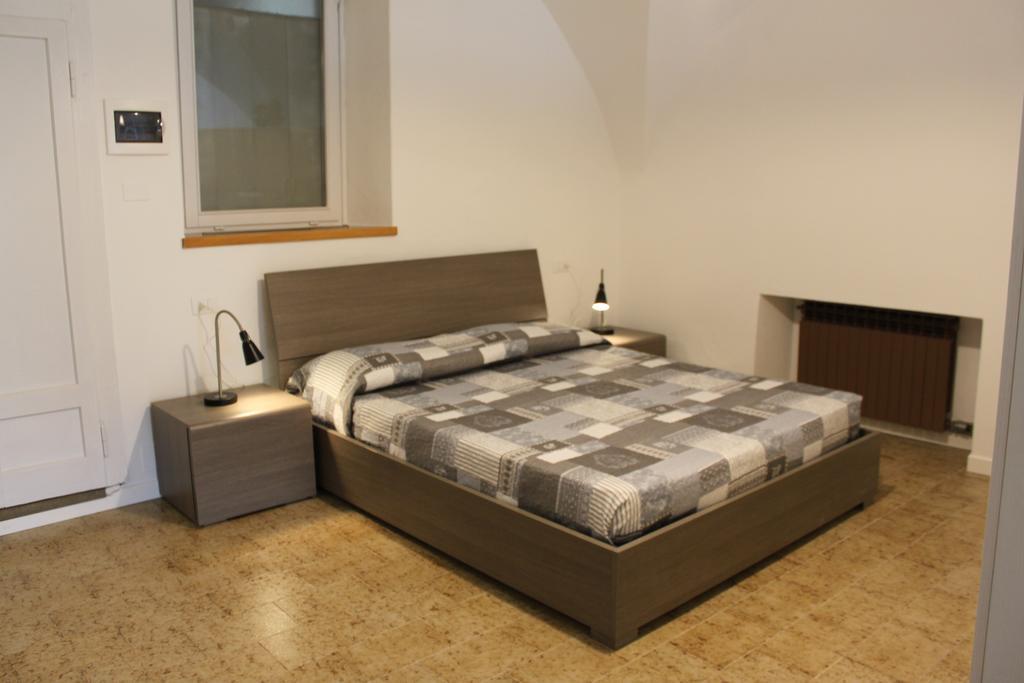 Studio Zu - Lakeside Apartment Riva di Solto Extérieur photo
